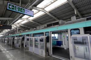 Man commits suicide in Delhi Metro station