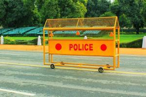 MLAs protest outside Sahyadri guest house after denied entry to meeting
