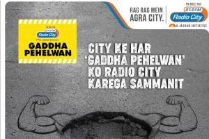 Radio City takes on pothole menace with Gaddha Pehelwan activity