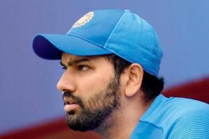 Rohit Sharma takes 'Heads Up' challenge against Ravindra Jadeja