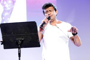 Sonu Nigam, Talat Aziz celebrate the music of late Khayyam Saab