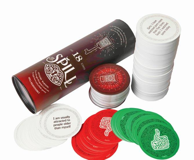 People playing Spill