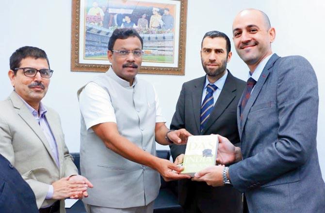 Maharashtra education minister Vinod Tawde with Finklestein