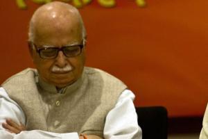 L.K Advani unfurls national flag as his condition improves