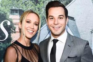 Anna Camp and Skylar Astin call it quits 