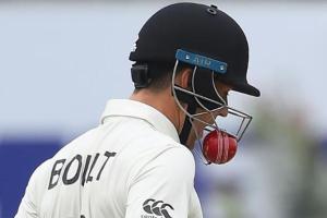 New Zealander Trent Boult leaves Sri Lankan players in splits