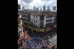 Floods cast shadow on 'dahi handi' celebrations in Maharashtra