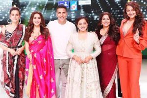 Akshay, Vidya, Sonakshi promote Mission Mangal on Dance Deewane 2
