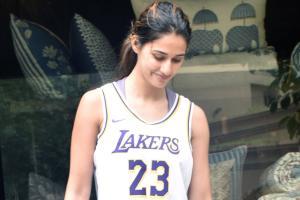 Disha Patani, Fatima Sana Shaikh and Neil Nitin Mukesh's Juhu outing