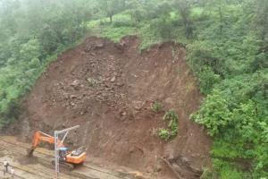 First look: Here's why Mumbai-Pune line is still down