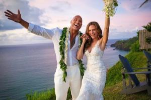 Dwayne Johnson marries longtime girlfriend Lauren Hashian
