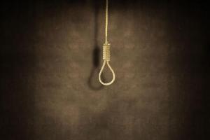 Baahubali fame actor Madhu Prakash's wife commits suicide