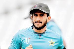 Pakistan pacer Hasan Ali to invite Indian cricketers for wedding