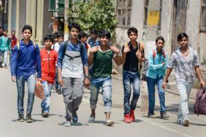 Kathua: Youths welcome abrogation of Article 370, hoist national flag