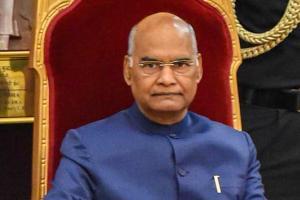 President Ram Nath Kovind receives Mahatma Gandhi's rare pictures