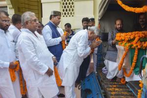Bihar: 22 rifles fail to boom during gun salute to former CM Jagannath 