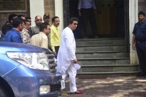 Mumbai: Raj Thackeray reaches ED office with family in tow
