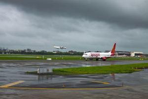 SpiceJet to shift entire operations at Mumbai to Terminal 2 from Oct 1