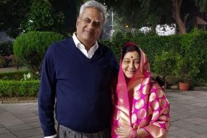 Sushma Swaraj married fellow lawyer Swaraj Kaushal during the Emergency