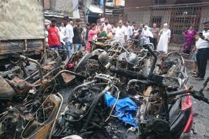 Mumbai Crime: Duo arrested for setting 24 vehicles ablaze in Wadala