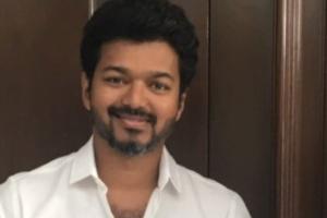 What? Tamil actor Vijay gifts gold rings to to 400 crew members