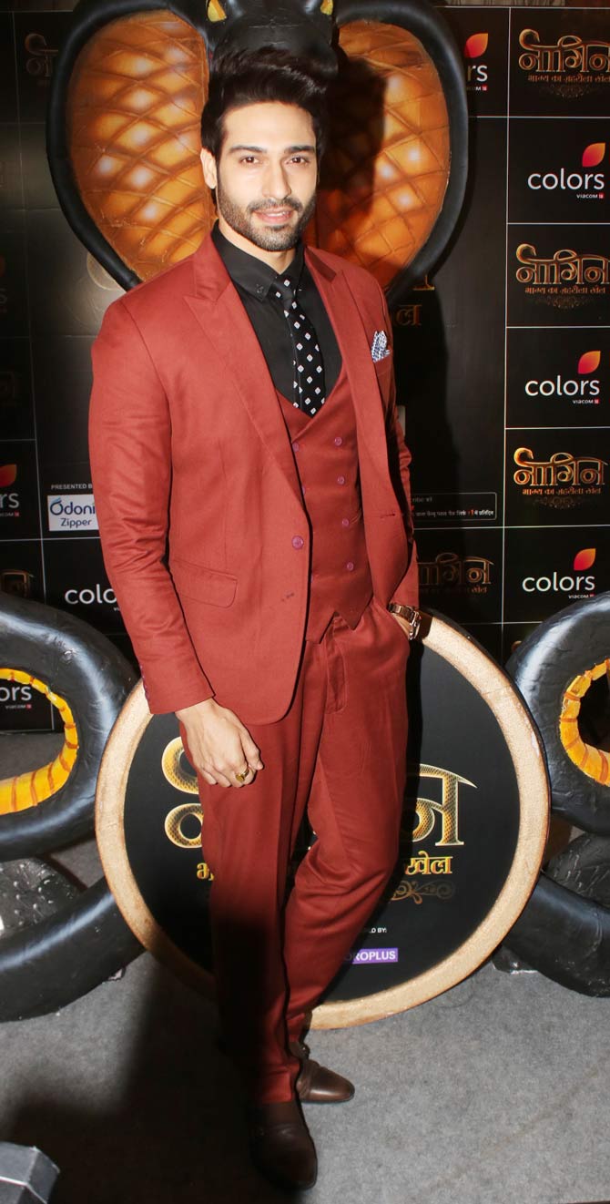 One more actor who plays a crucial role in Naagin 4 is Vijayendra Kumar, best known for the popular show, Udaan. Naagin 4, given the cast it has assembled, is all set to be one of the biggest shows in recent times.
