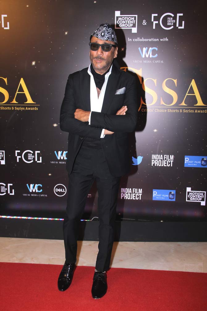 This year turned out to be a special treat at the awards function as the panel decided to add OTT content into their categories.
Pictured: Jackie Shroff was stylish as always in a black suit with his signature cap. 
 