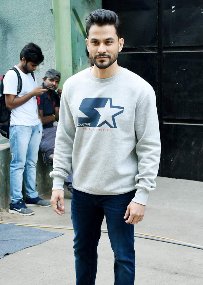 Kunal Kemmu, who won a lot of applause and appreciation for his performance in Kalank, gets to work with his first director Mohit Suri 14 years after Kalyug. We are really eager to see what role he plays in the film!
 