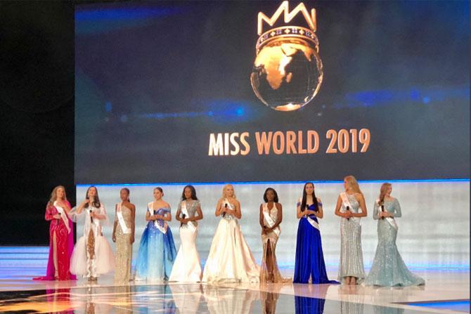 The finale of the 2019 Miss World beauty contest came to an end with Miss Jamaica Toni-Ann Singh claiming the coveted title at a glitzy ceremony in Excel Arena, London, where India's Suman Rao bagged the second runner up spot.
In picture: Miss World 2019 contestants singing 'The World in Union'