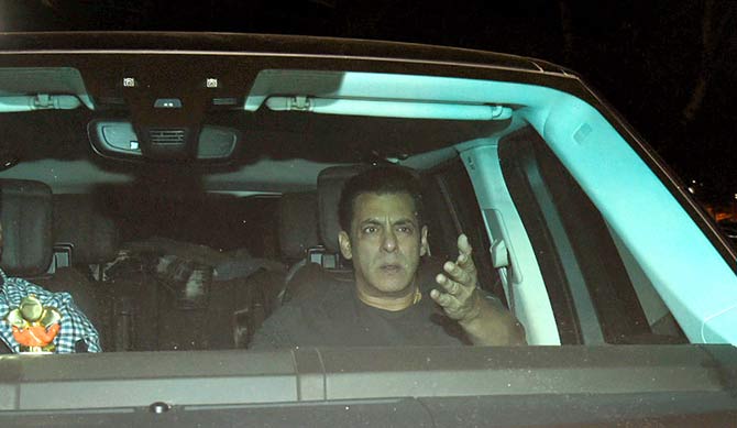 Dabangg 3 touted to be as the most anticipated film of this year has been making a buzz since it's announced. Now, we learn that the advance booking has begun for the biggest franchise of Salman Khan. Salman Khan shared the news on his Twitter handle.