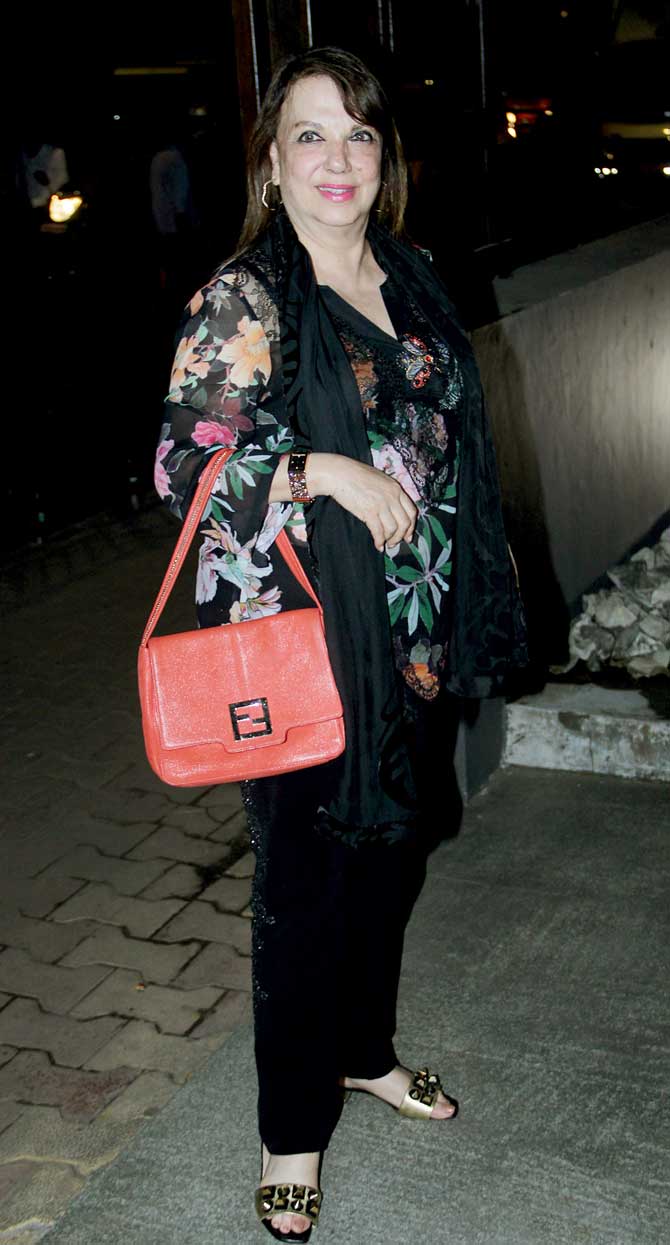 Veteran actor Sanjay Khan's wife Zarine Khan also attended Ana Singh's launch event. Zarine, who married the Dosti actor in 1966 is the mother of Susssane Khan, Farah Khan Ali, Simone Arora and son Zayed Khan.
