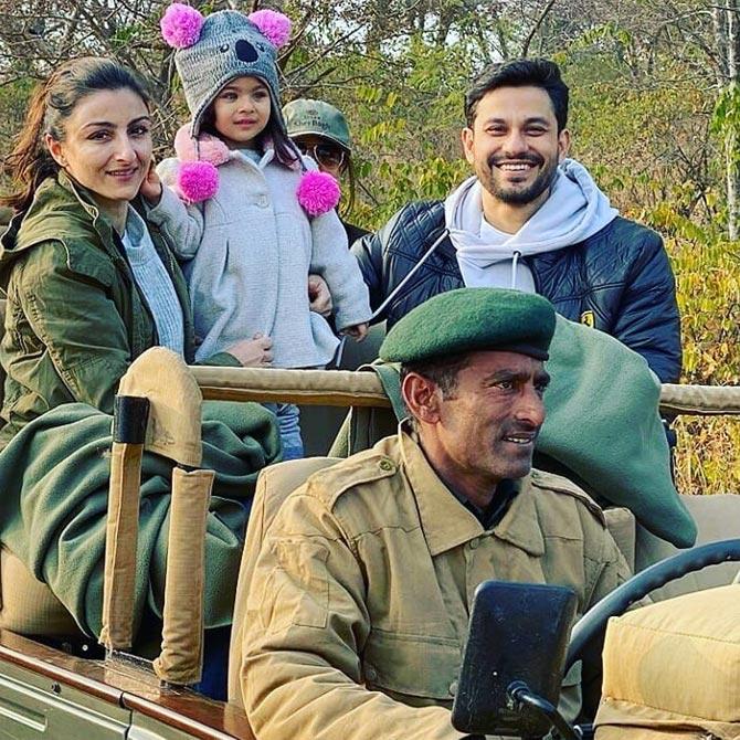 It seems Ranthambore is Sharmila Tagore's favourite place. Four years ago, she had celebrated her birthday in Ranthambore only with her son Saif Ali Khan and daughter-in-law Kareena Kapoor Khan.
In picture: This one was shared by fan clubs, where we can see Soha Ali Kha, Inaaya Naumi Kemmu and Kunal Kemmu enjoying the safari.