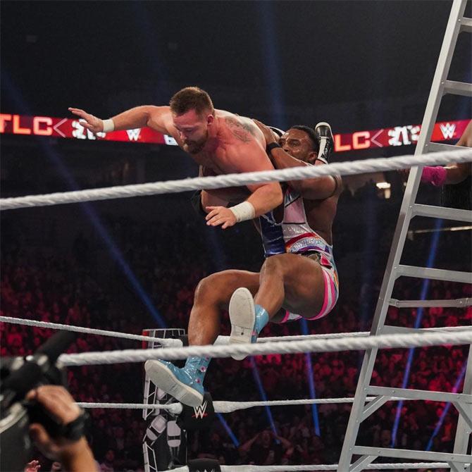 While The Revival managed to impress with their in-ring talent as they performed in what could be one of their early ladder matches, The New Day showed them who's boss as Big E hit the Big Ending from the ladder as Kofi Kingston retrieved the titles from atop