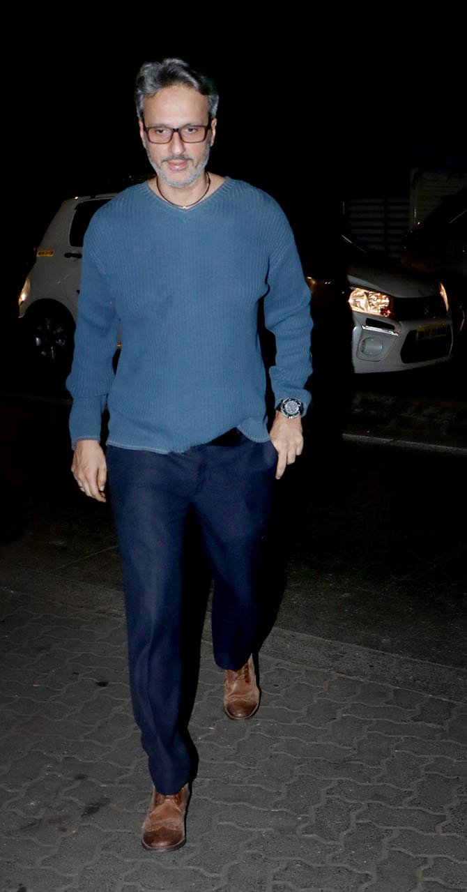 Raveena Tandon's husband Anil Thadani also attended the success bash of Pati Patni Aur Woh.