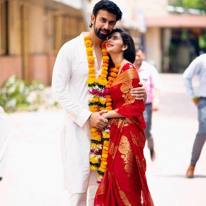Charu Asopa and Rajeev Sen: Another couple who got married in 2019 was TV actress Charu Asopa and Sushmita Sen's younger brother Rajeev Sen. The couple had a court wedding on June 7, followed by a big fat Indian wedding in Goa on June 16. Both Bengali and Rajasthani rituals were observed at the wedding, which was attended by Sushmita Sen, her parents, daughters Renee and Alisah, beau Rohman Shawl, and others. 