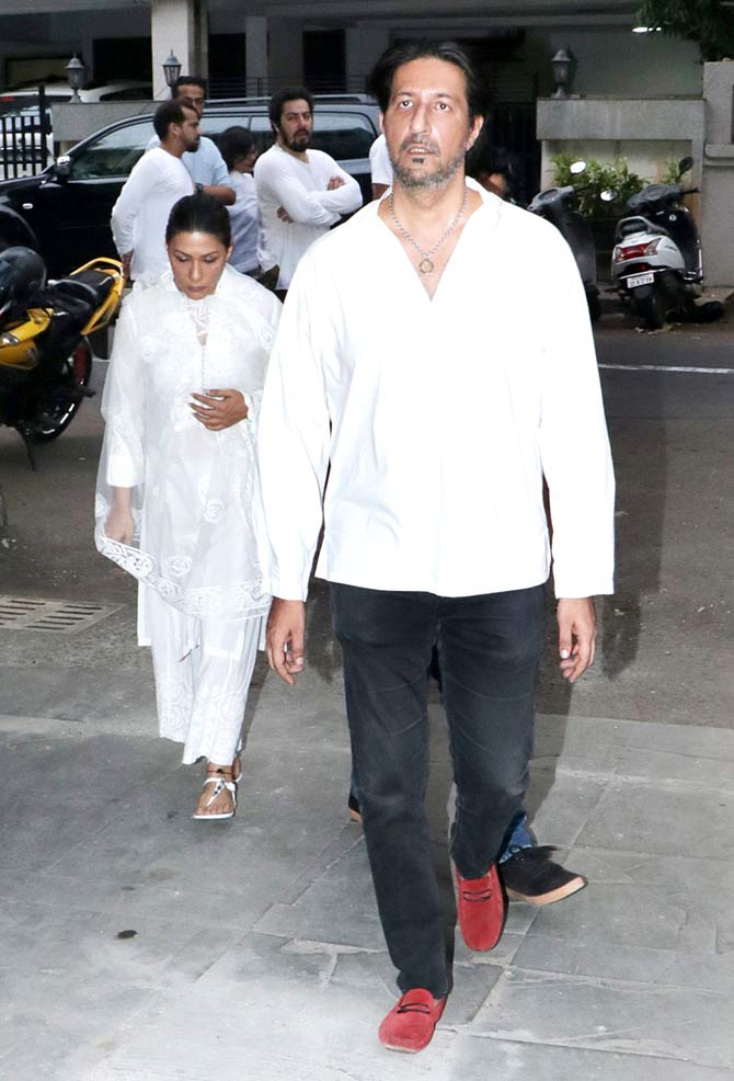 Sulaiman Merchant arrives for Dabboo Ratnani's mother's prayer meet.