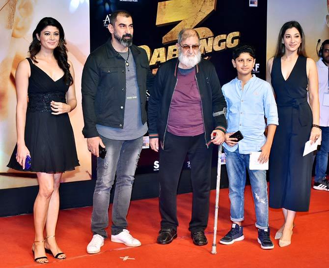 Nawab Shah along with wife Pooja Batra and family attended the special screening of Dabangg 3. Nawab Shah is also part of the Salman Khan-starrer.
