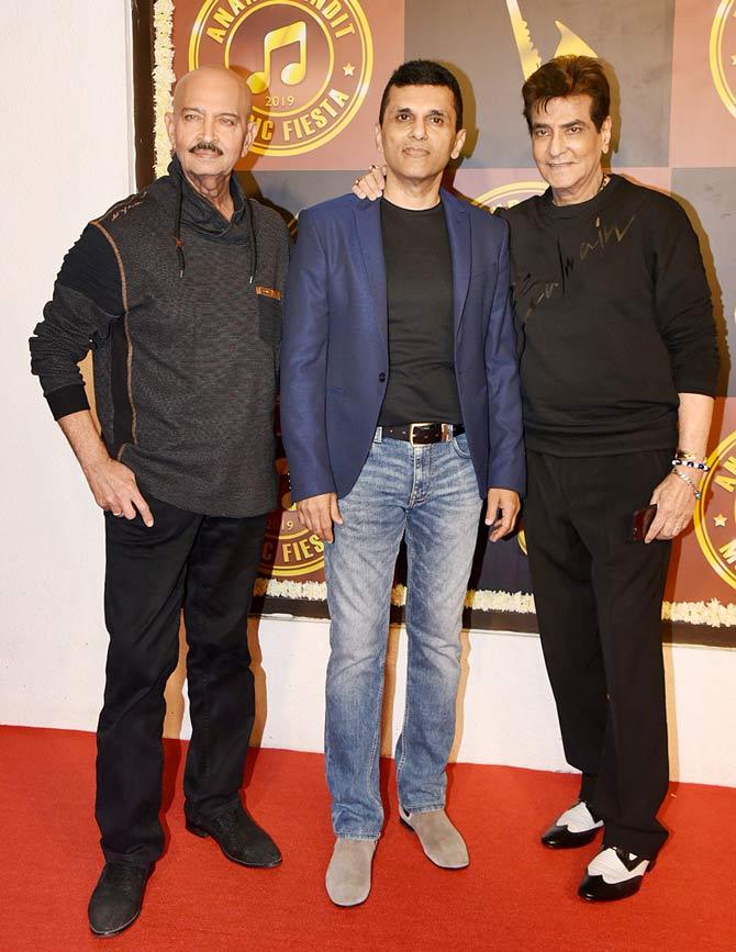 Producer-director Rakesh Roshan and Jeetendra also attended the party. The duo twinned in their black outfits.