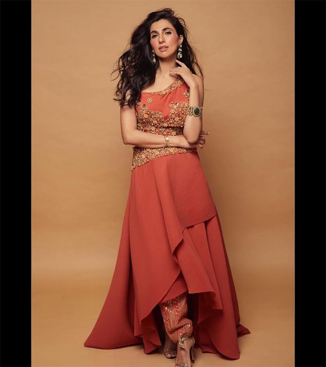 Socialite, interior designer, entrepreneur and former model Prerna Goel is known for her fashion choices. A look at her blog on Instagram called, 'Prerna Style File' proves it