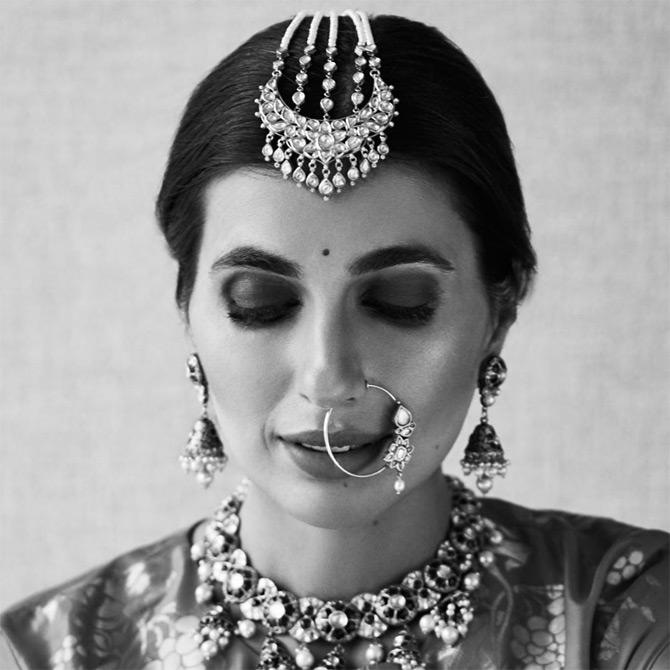 Prerna's look in this picture is what millennial brides should look up to
