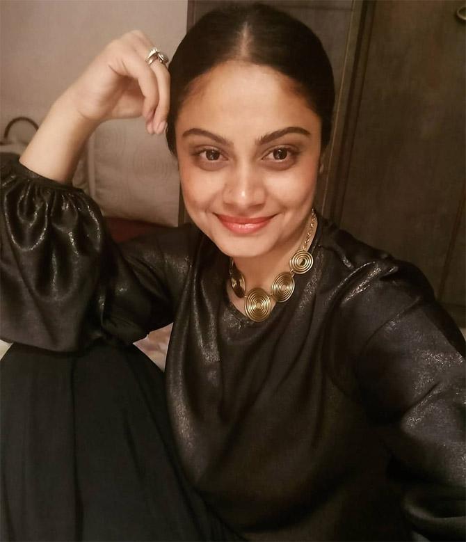 In 2013, tables turned for Toral Rasputra's career, which was almost about to sink. Late Pratyusha Banerjee, who was playing the grown-up Anandi in TV show Balika Vadhu, was replaced by the channel her replacement was none other than Toral.