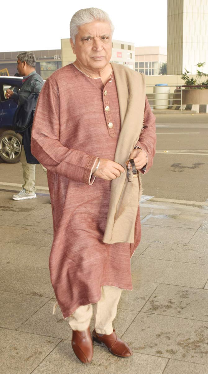 Veteran writer Javed Akhtar was also spotted at the Mumbai airport.