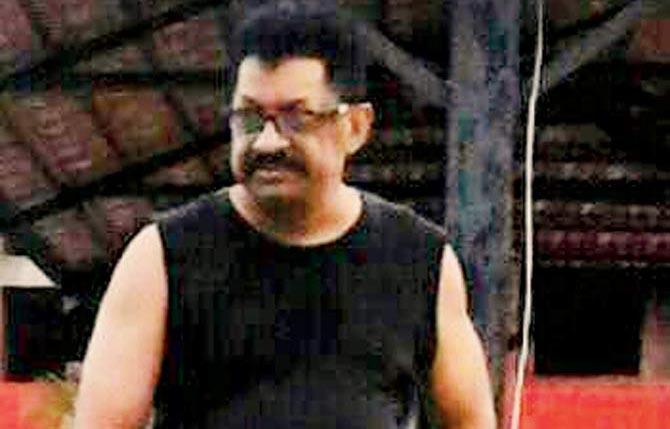 Bennett Rebello murder case
On December 2, a suitcase filled with chopped body parts washed shore Mahim beach. After the police initiated the investigations, through the clothes found in it, the mysterious body was found to be of a Vakola-based musician, Bennett Rebello. Further investigations revealed that he was killed by his adopted daughter Aaradhya Patil, who earlier claimed to be 16-year-old in the beginning, and her 19-year-old boyfriend. When Patil's biological parents provided her birth-certificate in which her age was found to 18 years old, she was sent to a remand home. 