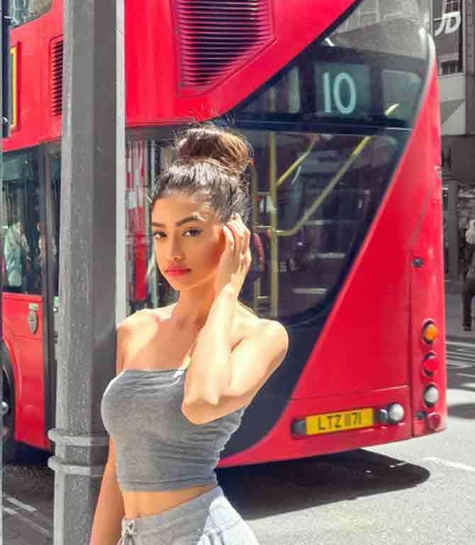 In a typical street look, Pandey sports a grey crop top and joggers with a hair tied into a top knot bun.