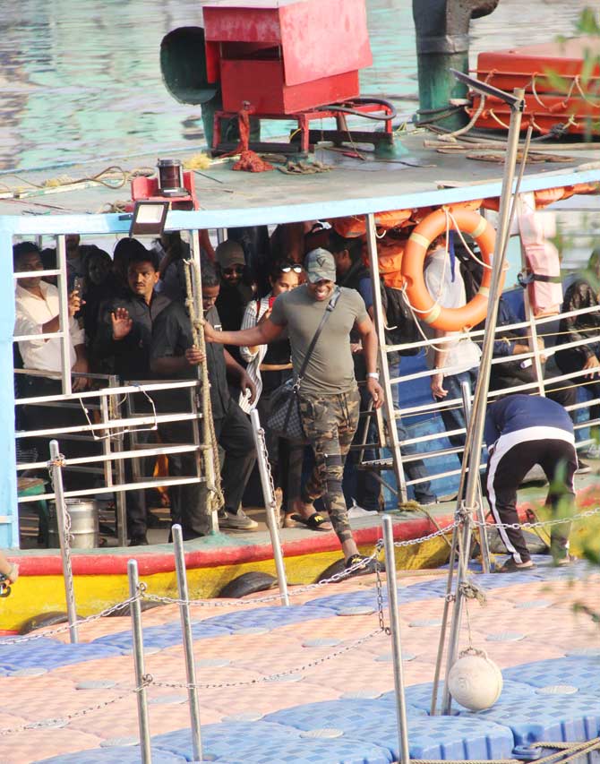 Former Windies cricketer Dwayne Bravo was in the city and was snapped exiting the famous Versova jetty in Mumbai