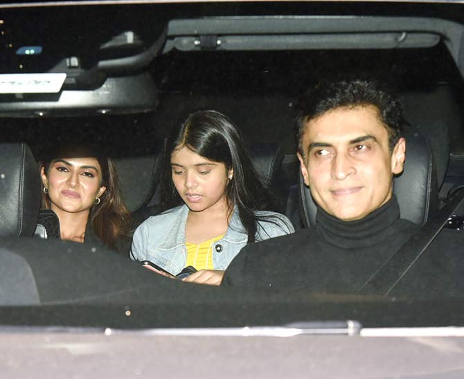 Mohnish Bahl's daughter Pranutan Bahl was all smile as she arrived for the special screening of father's film Panipat at YRF Studio in Andheri.