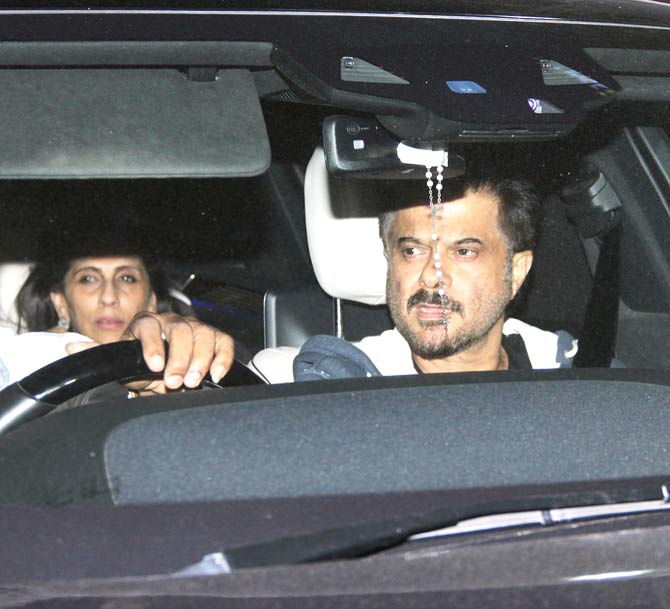The forever young and dynamic star of Hindi Cinema, Anil Kapoor, also arrived for the screening of Pati Patni Aur Woh. The actor seems to be aging in reverse and still continues to be flooded with offers. He recently starred in Pagalpanti and now will give the audience a thriller called Malang.