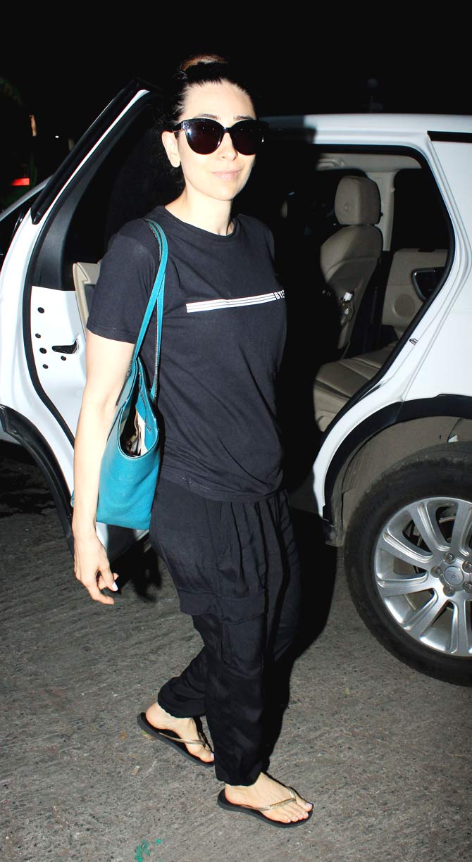 Karisma Kapoor will soon be making her digital debut with Mentalhood, which also stars Dino Morea, Sanjay Suri, Sandhya Mridul, Shilpa Shukla, Shruti Seth. On the show Karisma will be playing Meira, a small town mom who is trying to navigate through this jungle of Mumbai momzillas.