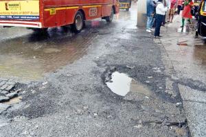 Mumbai: BMC to pay based on work completion, road maintenance
