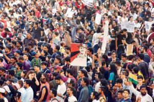 Anti-CAA protests: Mumbai joins India at August Kranti Maidan